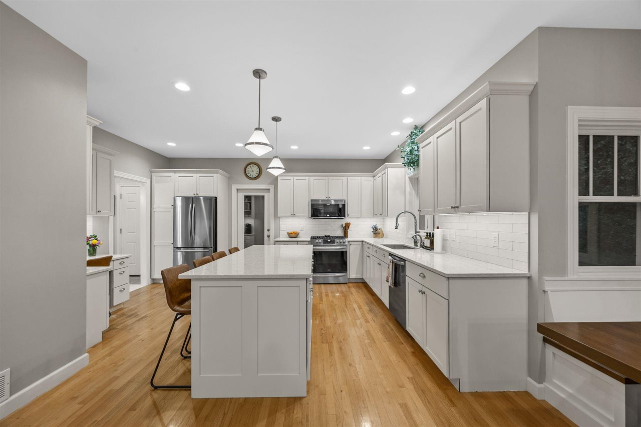 3164 Country Court Iowa City IA 52240
