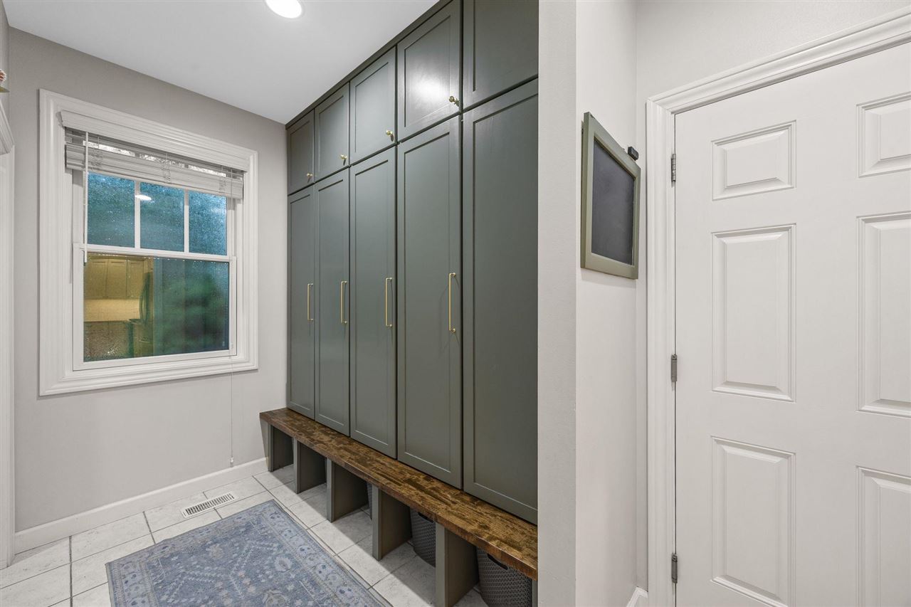 3164 Country Court Iowa City IA 52240
