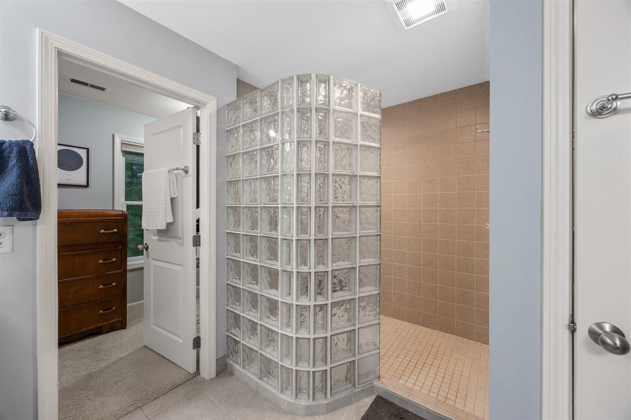3164 Country Court Iowa City IA 52240