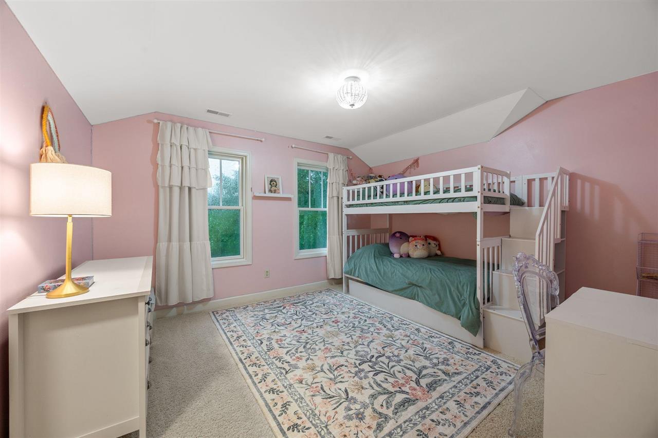 3164 Country Court Iowa City IA 52240