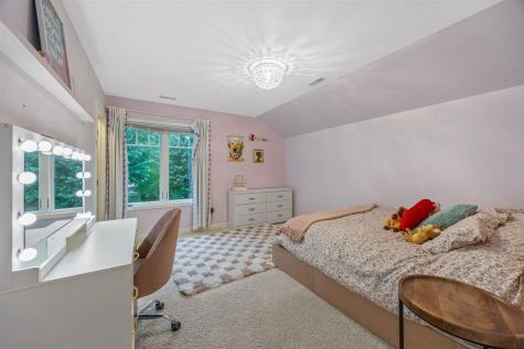 3164 Country Court Iowa City IA 52240