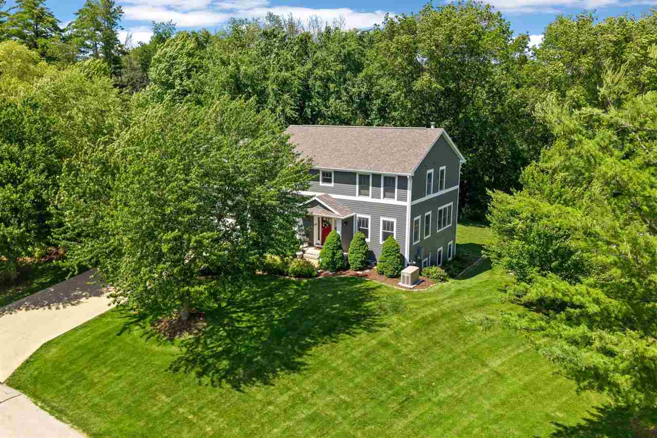 3164 Country Court Iowa City IA 52240