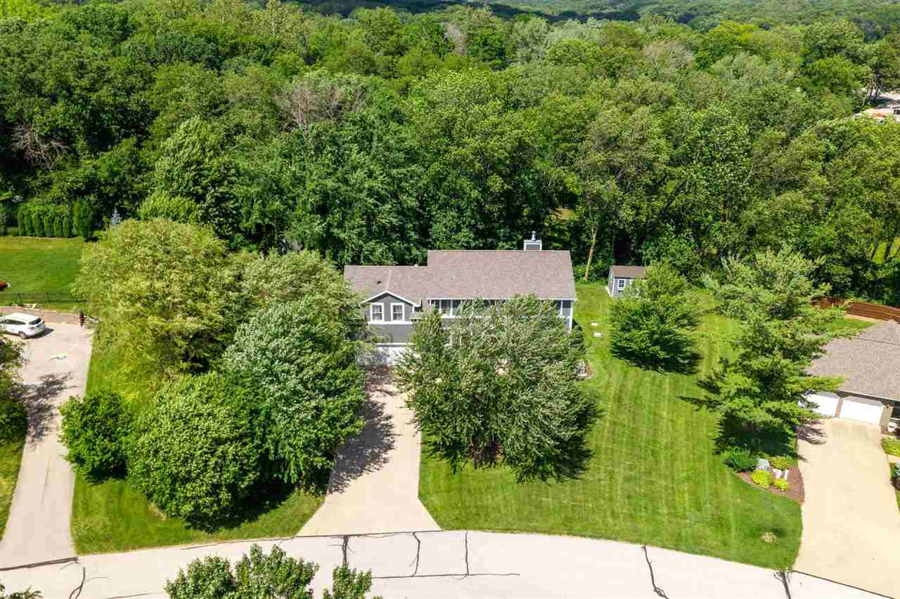 3164 Country Court Iowa City IA 52240