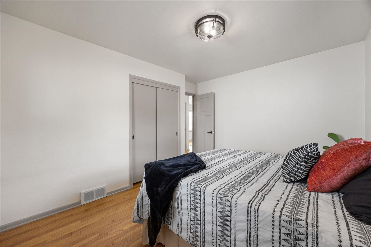 651 34th Street SE Cedar Rapids IA 52403