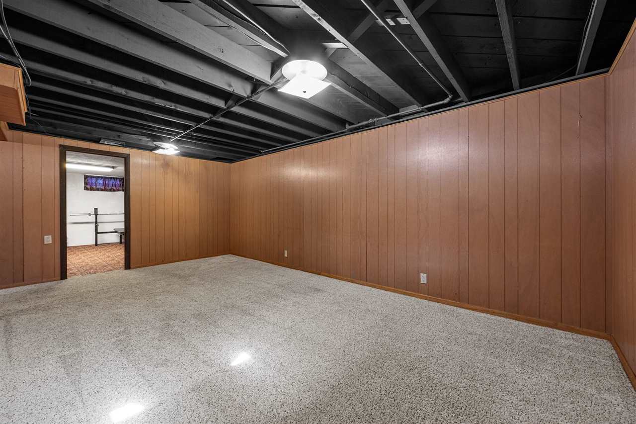 651 34th Street SE Cedar Rapids IA 52403