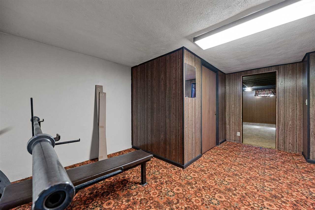 651 34th Street SE Cedar Rapids IA 52403