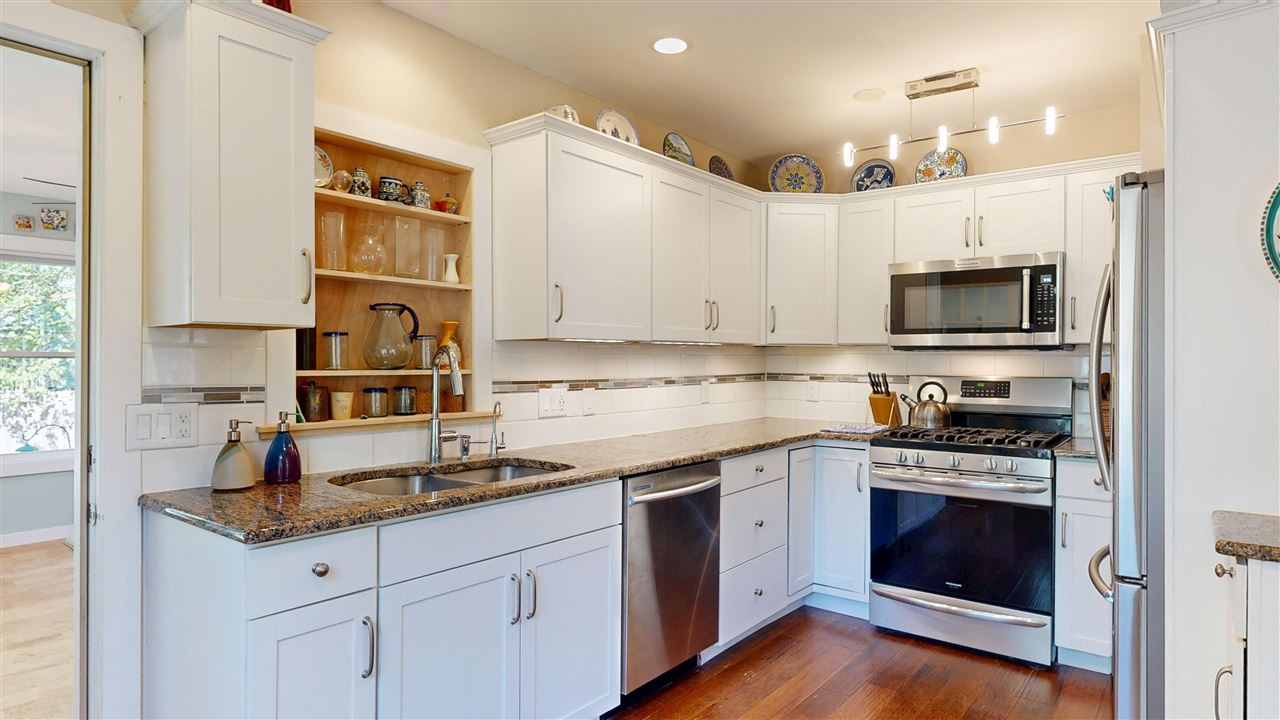 1135 Howell Street Iowa City IA 52240