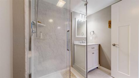 1135 Howell Street Iowa City IA 52240