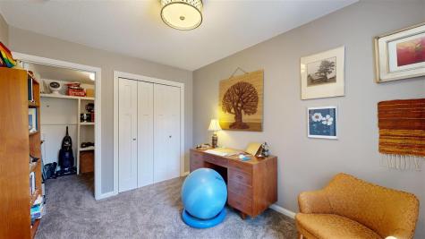 1135 Howell Street Iowa City IA 52240