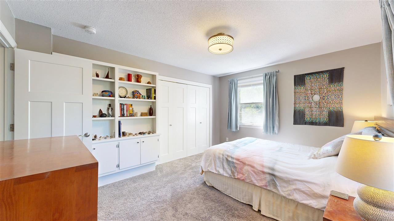 1135 Howell Street Iowa City IA 52240