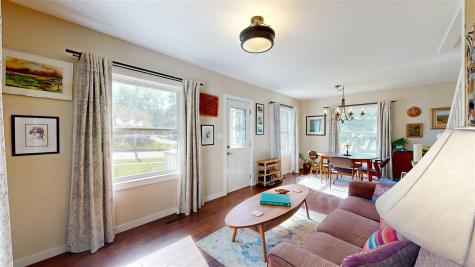 1135 Howell Street Iowa City IA 52240