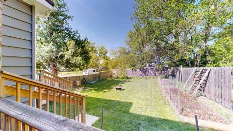1135 Howell Street Iowa City IA 52240