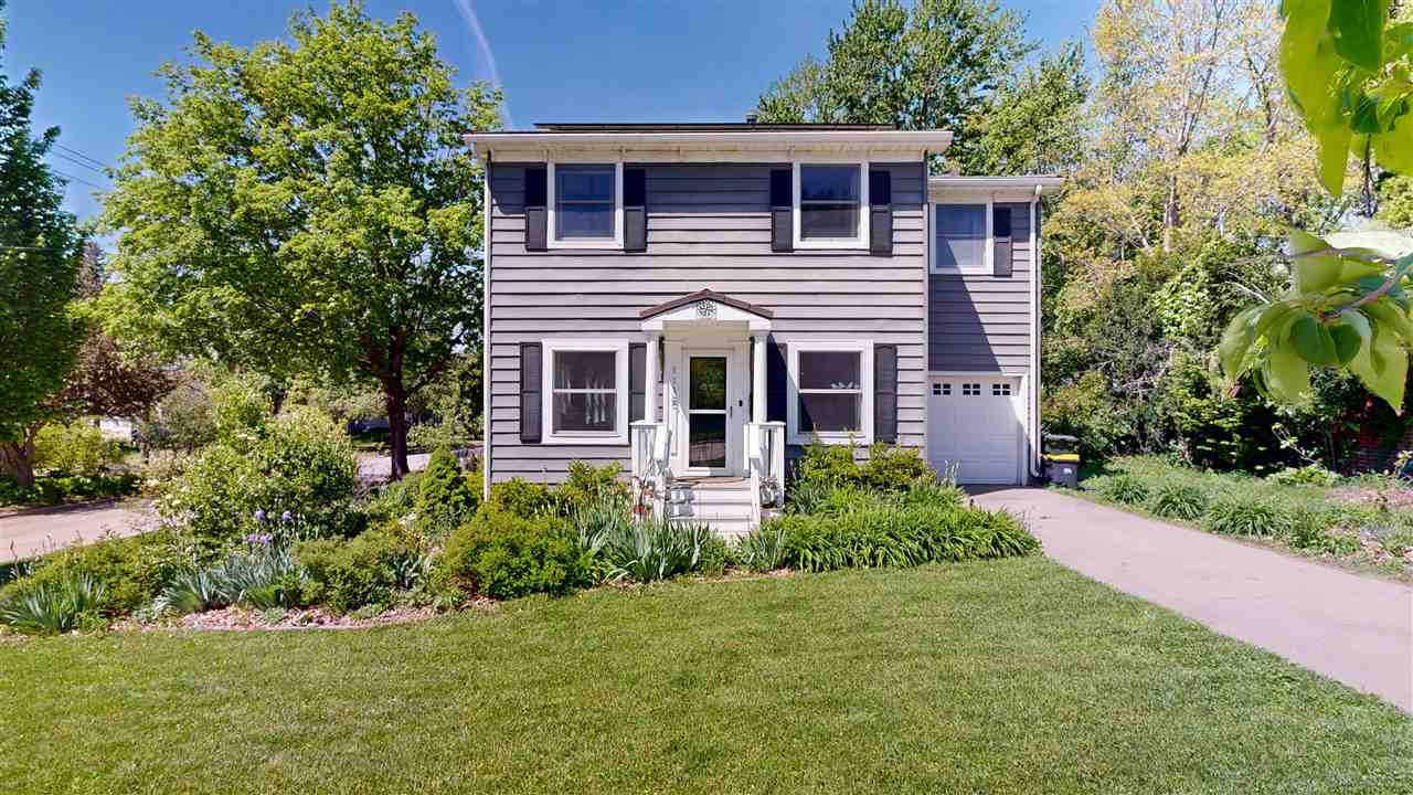 1135 Howell Street Iowa City IA 52240