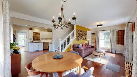 1135 Howell Street Iowa City IA 52240