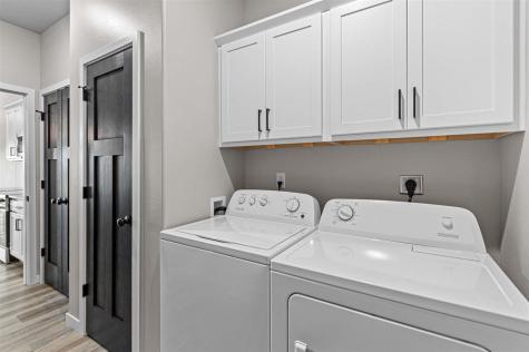 2015 Suttner Drive North Liberty IA 52317