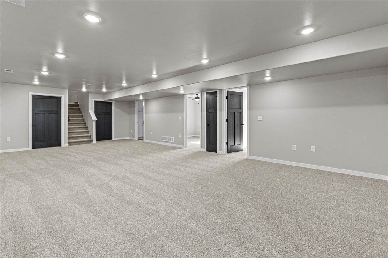 2015 Suttner Drive North Liberty IA 52317