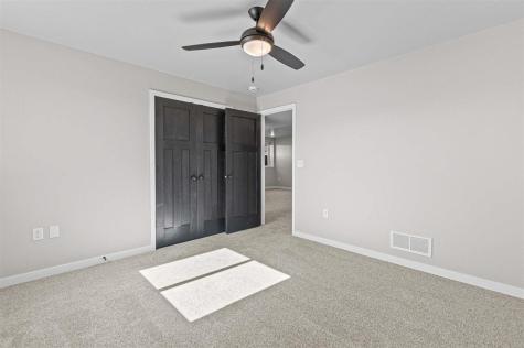 2015 Suttner Drive North Liberty IA 52317