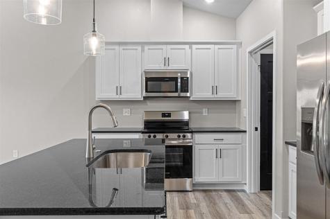 2015 Suttner Drive North Liberty IA 52317