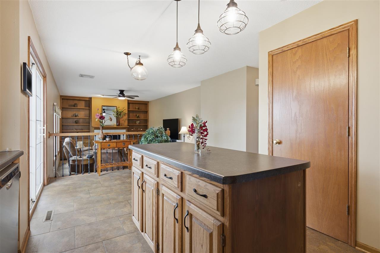 1415 Lyndhurst Drive Hiawatha IA 52233