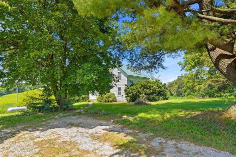 2677 Q Boulevard Williamsburg IA 52361