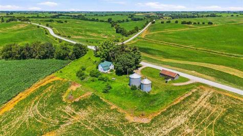 2677 Q Boulevard Williamsburg IA 52361