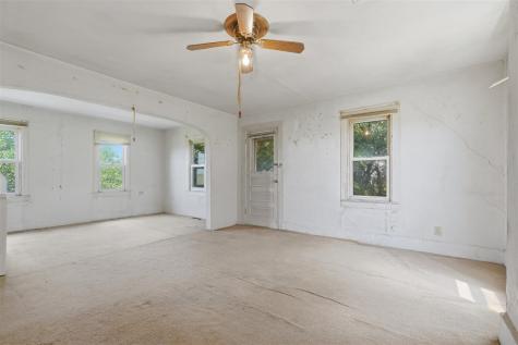2677 Q Boulevard Williamsburg IA 52361