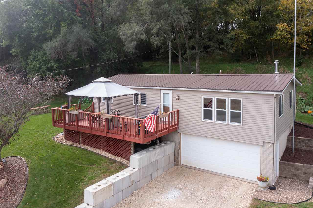 122 Cedar Park Road Mt Vernon IA 52314
