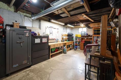122 Cedar Park Road Mt Vernon IA 52314