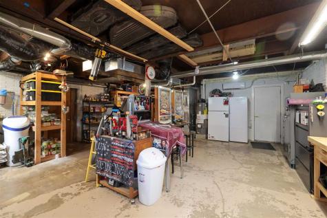 122 Cedar Park Road Mt Vernon IA 52314