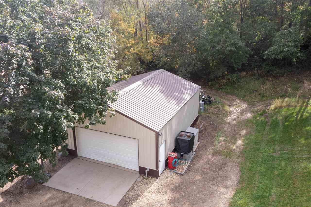122 Cedar Park Road Mt Vernon IA 52314