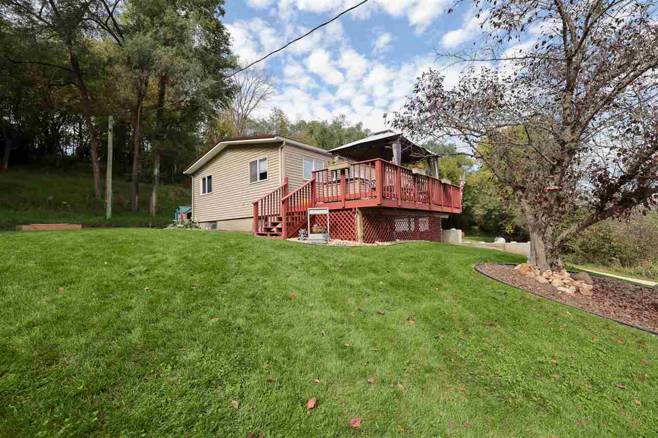 122 Cedar Park Road Mt Vernon IA 52314
