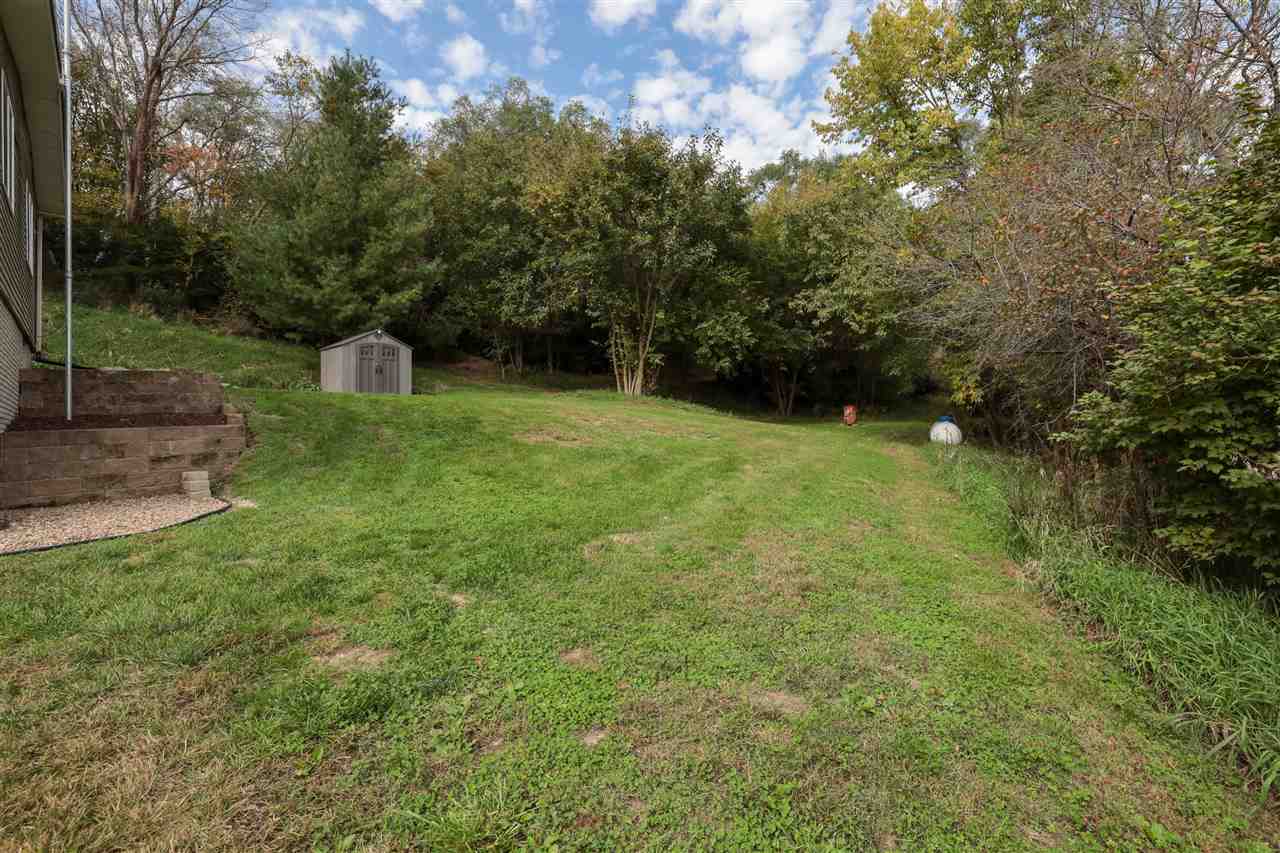 122 Cedar Park Road Mt Vernon IA 52314
