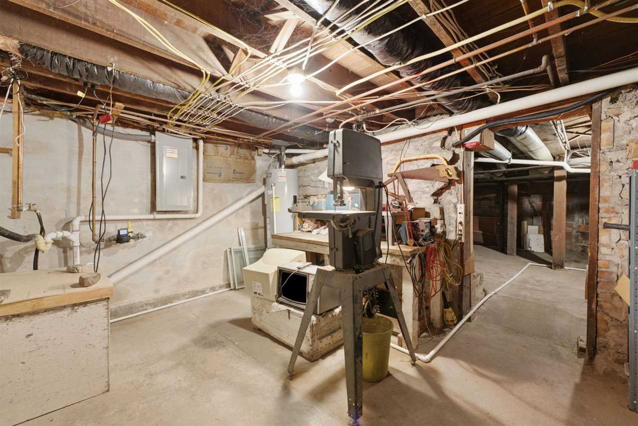 206 N Ellis Keota IA 52248