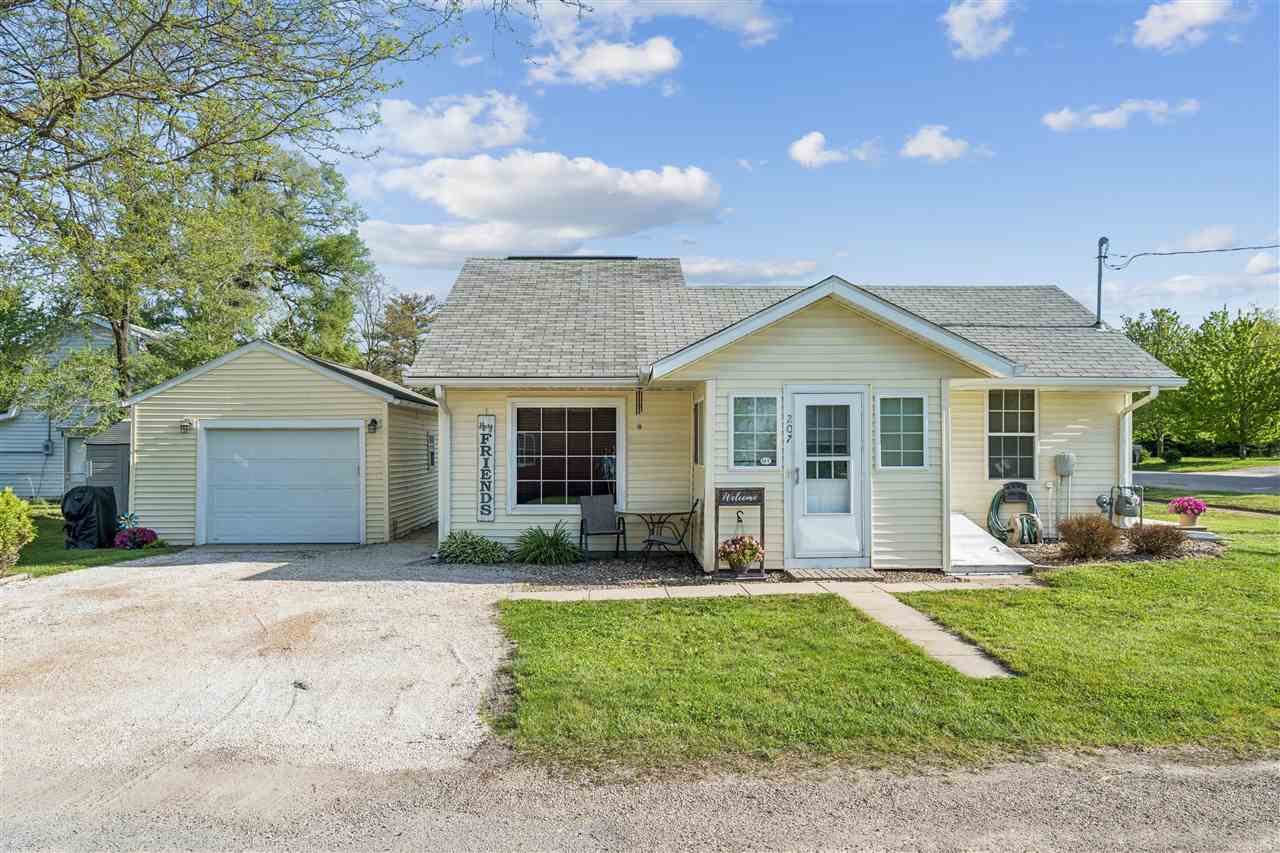 207 Center Avenue Urbana IA 52345
