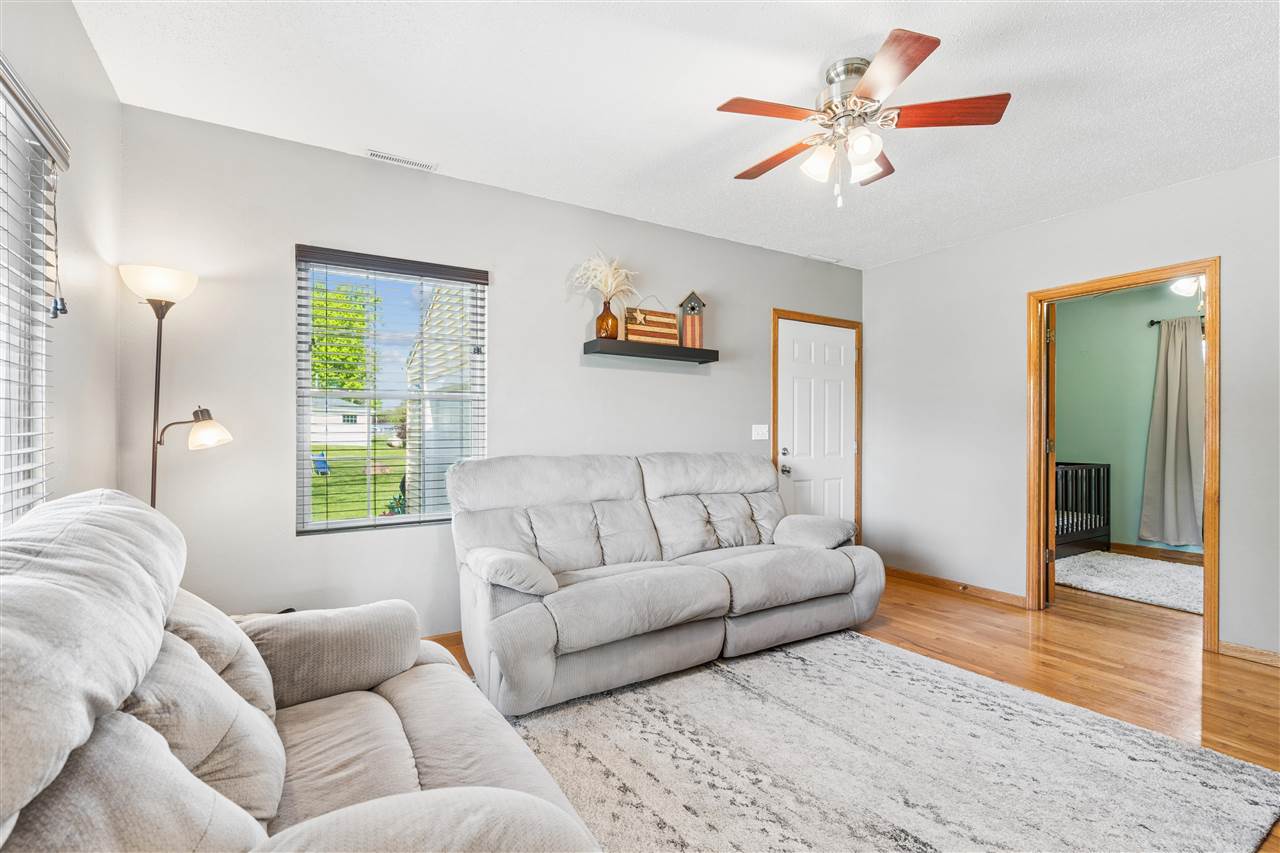 207 Center Avenue Urbana IA 52345