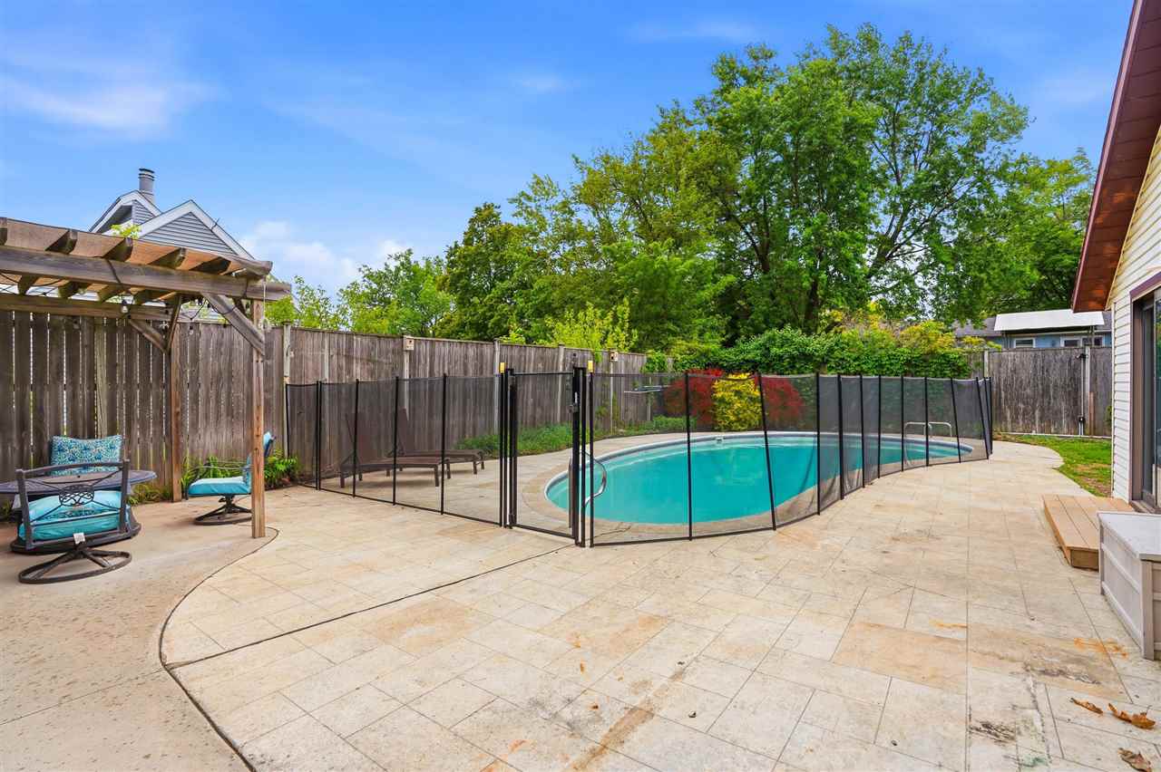 706 Holiday Road Coralville IA 52241-0000