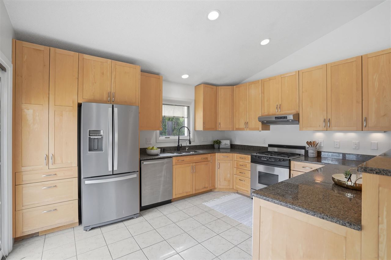 706 Holiday Road Coralville IA 52241-0000