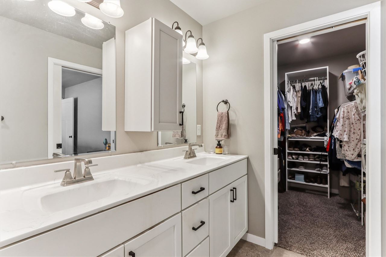 224 Kenneth Drive Iowa City IA 52245