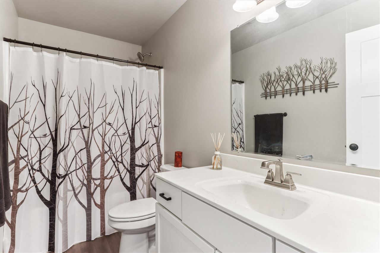 224 Kenneth Drive Iowa City IA 52245
