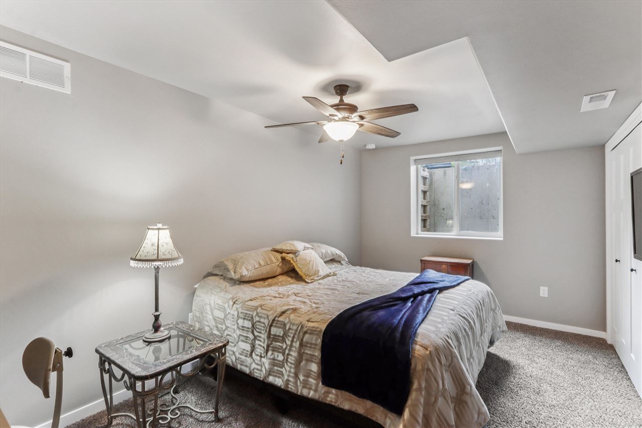 224 Kenneth Drive Iowa City IA 52245