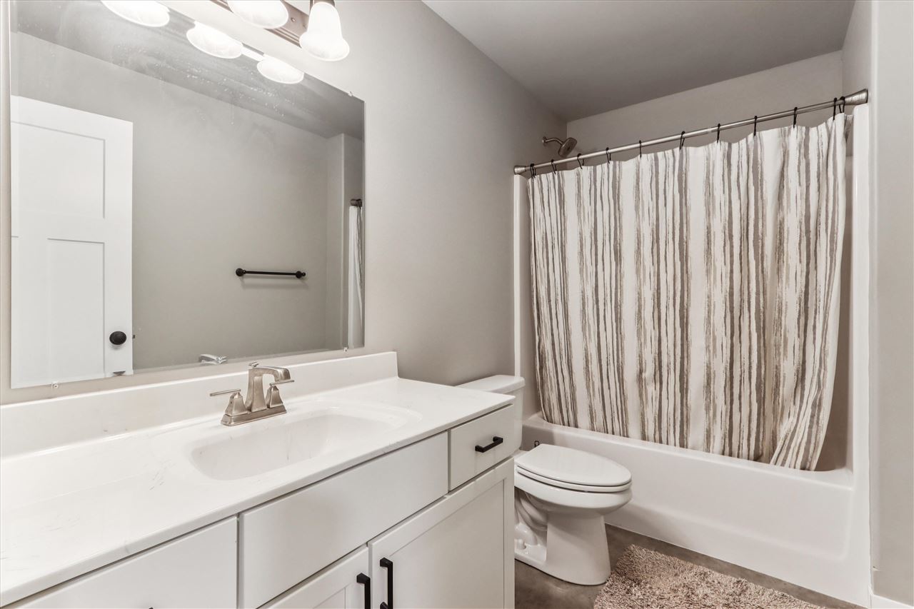 224 Kenneth Drive Iowa City IA 52245