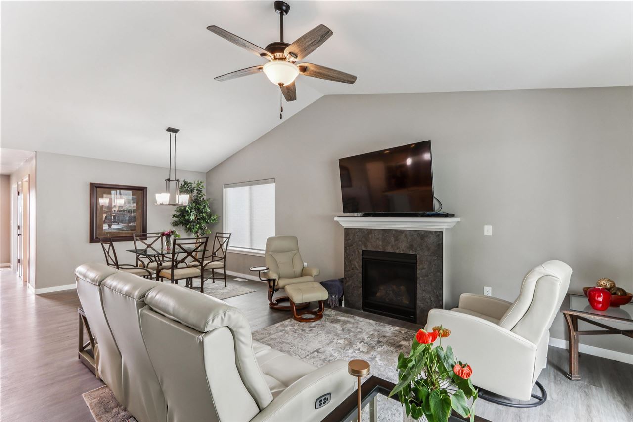 224 Kenneth Drive Iowa City IA 52245