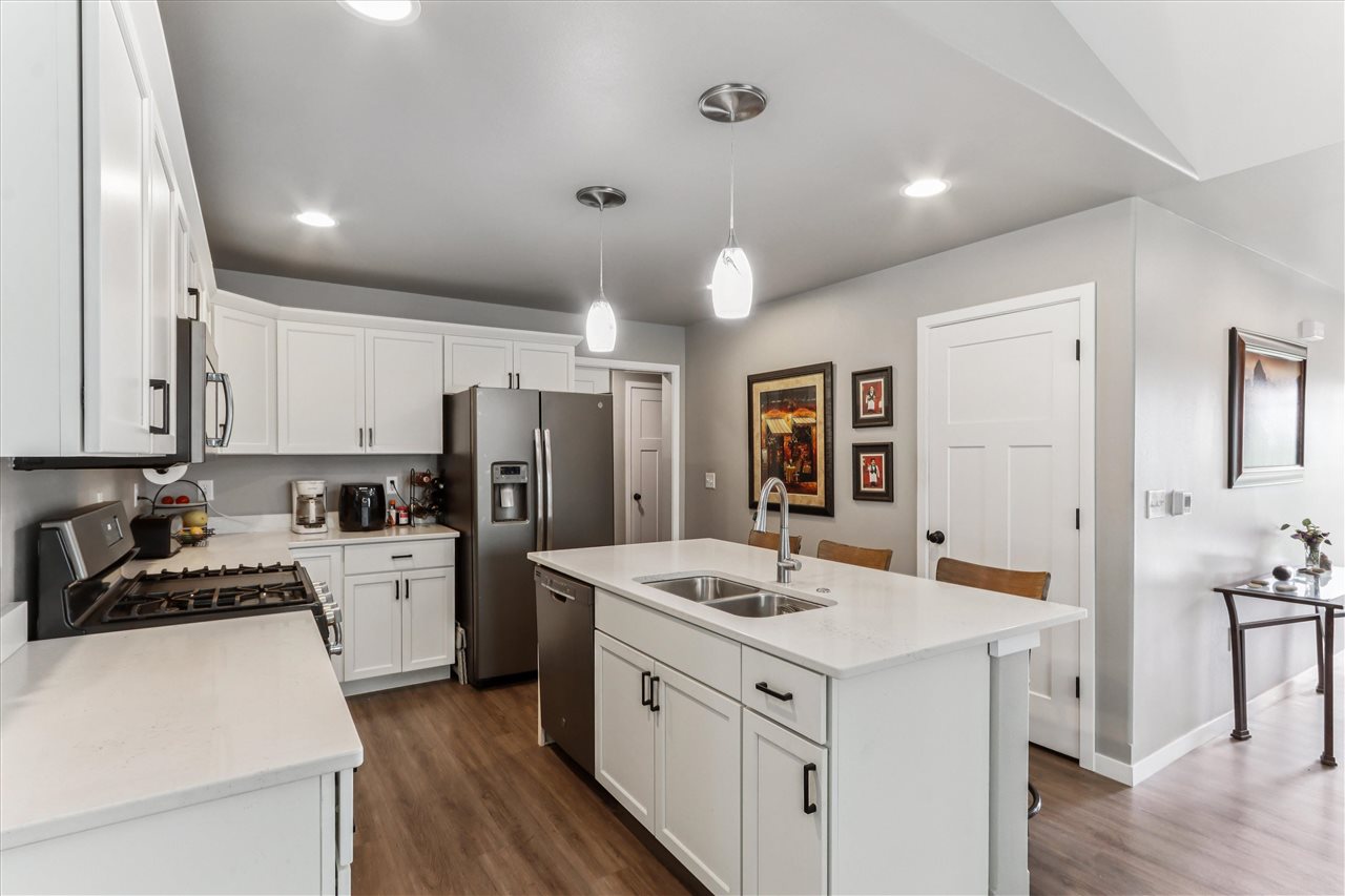 224 Kenneth Drive Iowa City IA 52245