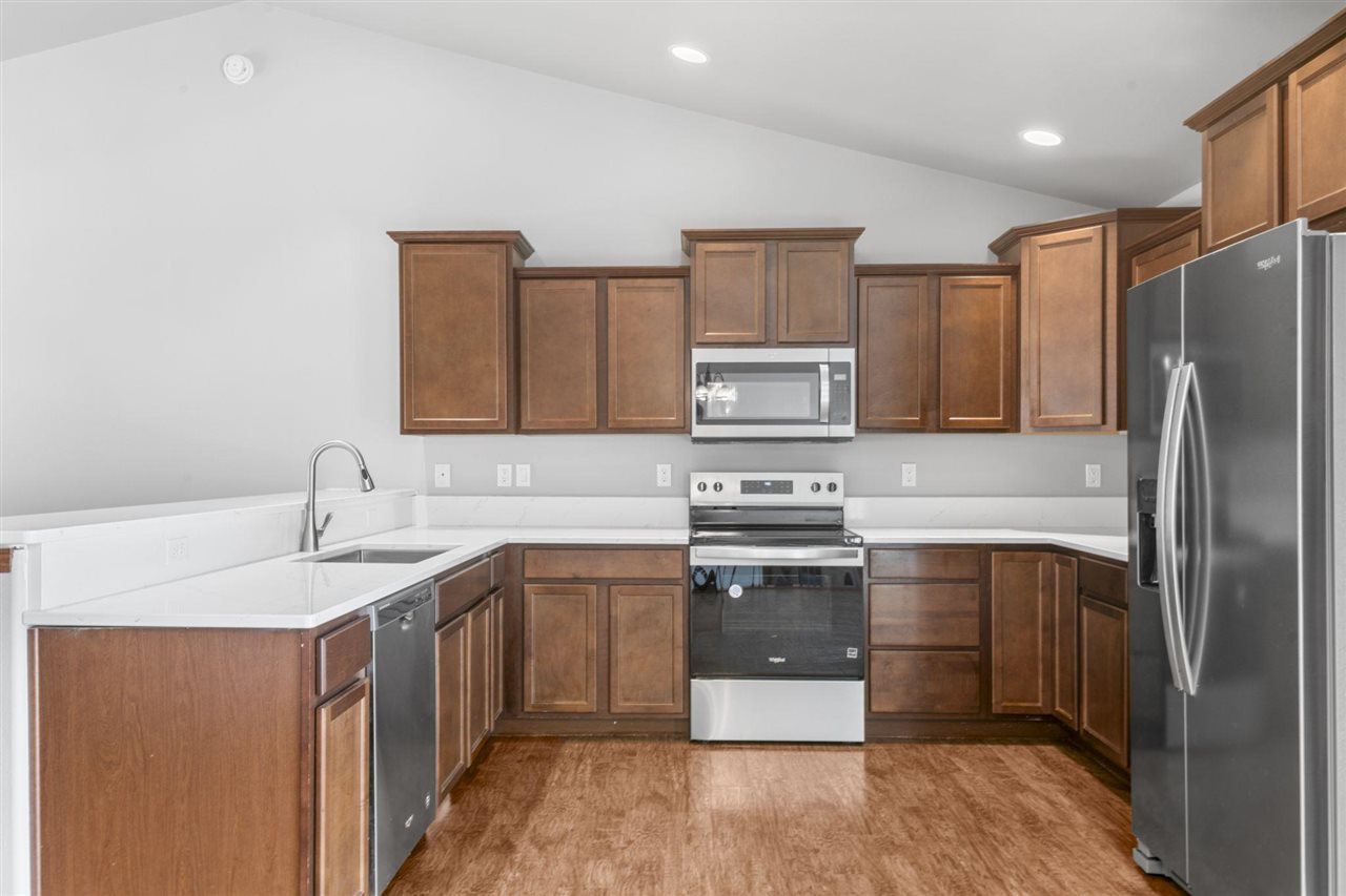 1573 Vesti Lane Iowa City IA 52240