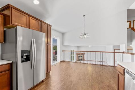 1573 Vesti Lane Iowa City IA 52240