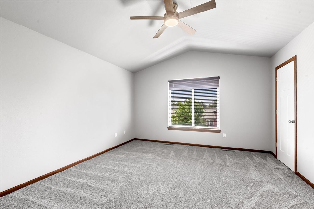 1573 Vesti Lane Iowa City IA 52240