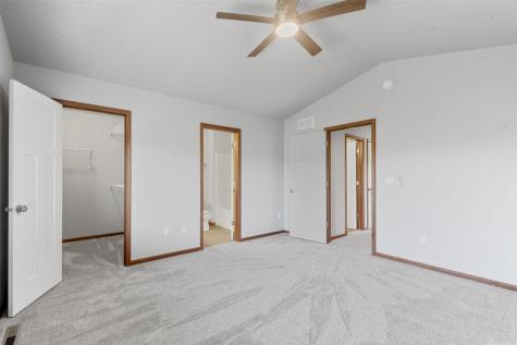 1573 Vesti Lane Iowa City IA 52240