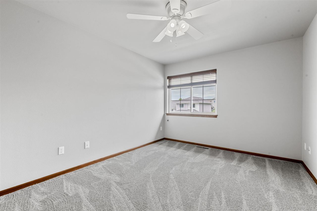 1573 Vesti Lane Iowa City IA 52240