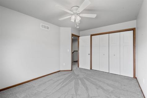 1573 Vesti Lane Iowa City IA 52240