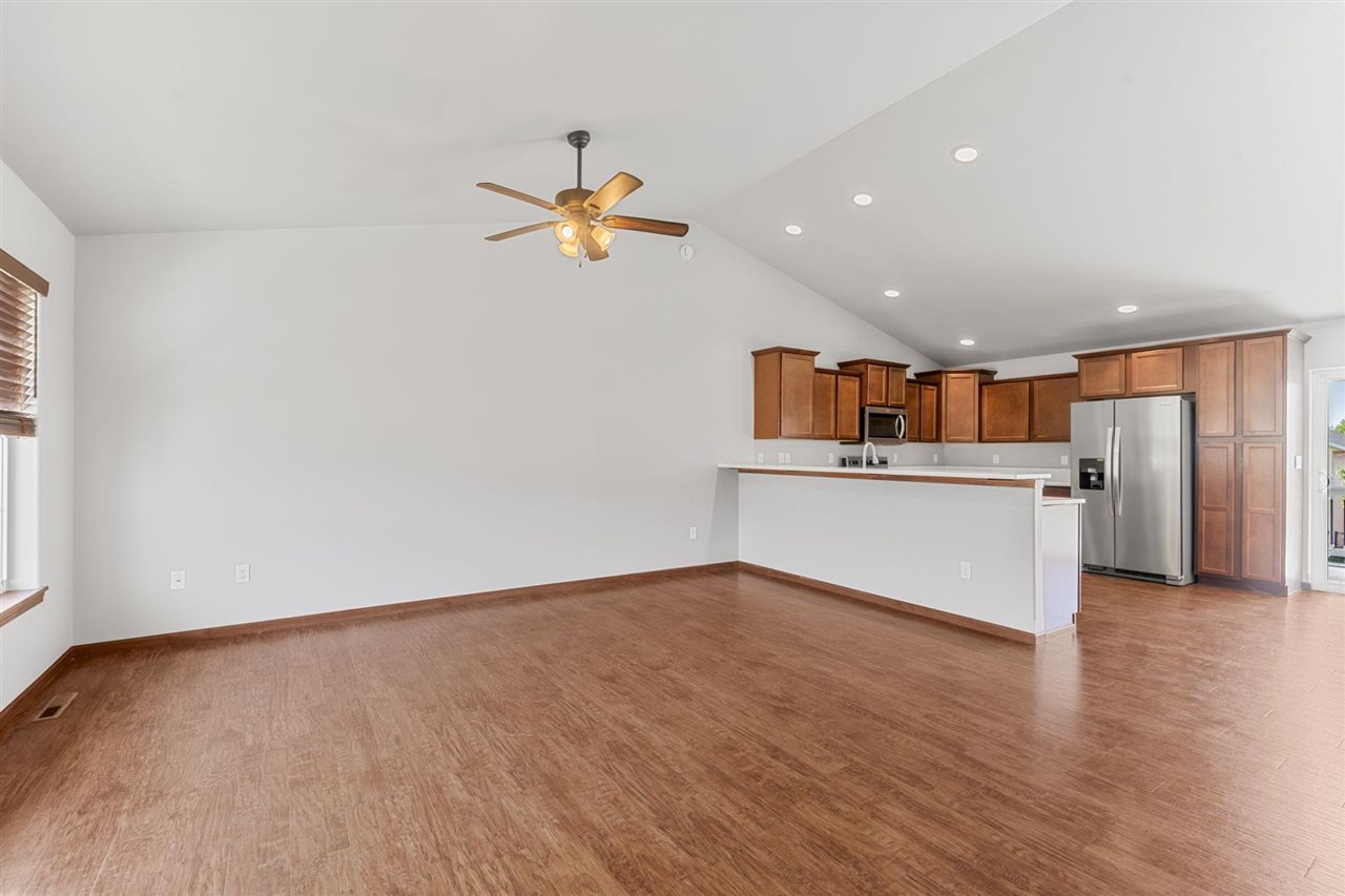 1573 Vesti Lane Iowa City IA 52240